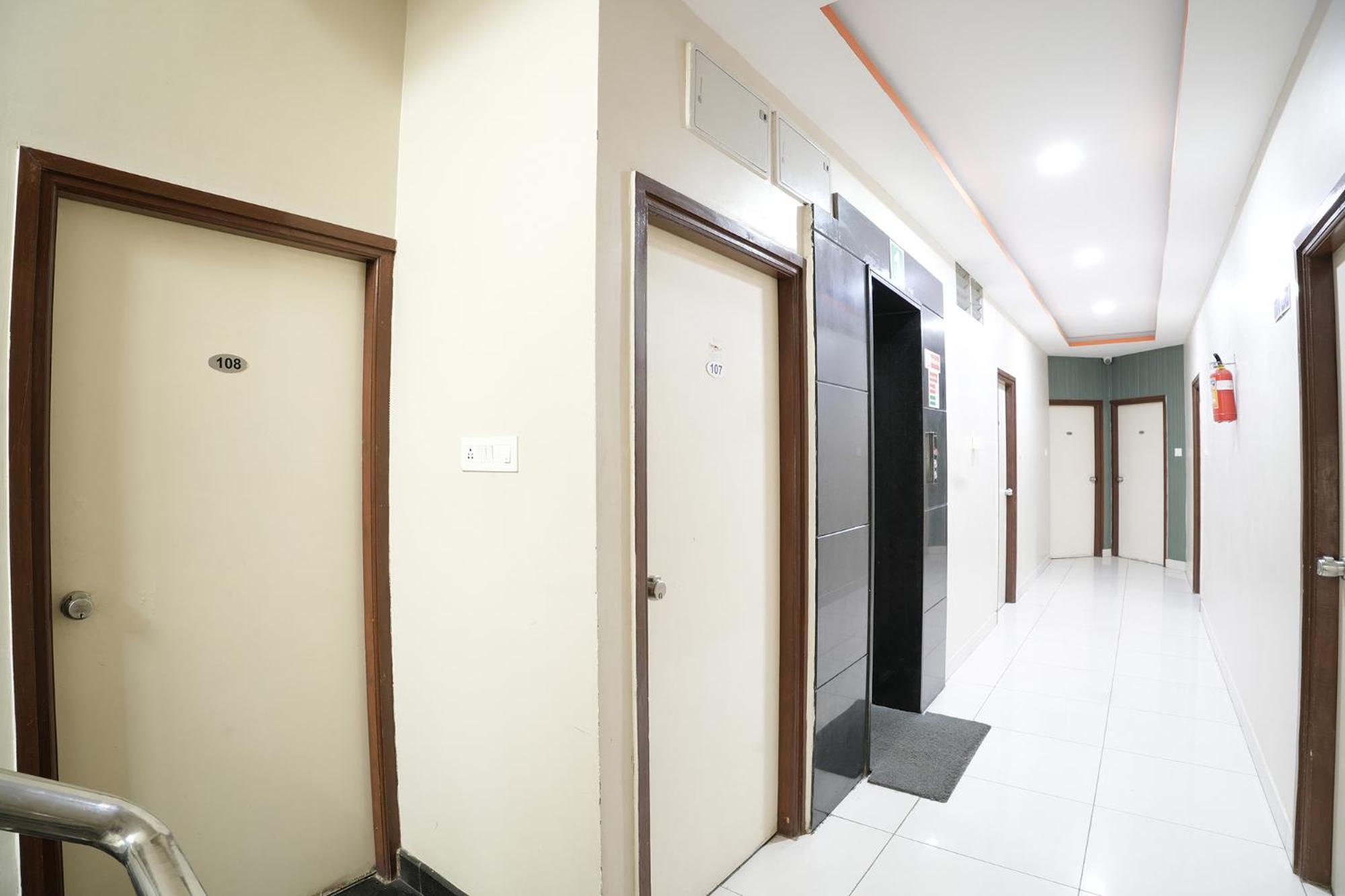 Fabhotel Champion Grand - Nr Fortis Hospital, Nagarbhavi Jalahalli Bagian luar foto